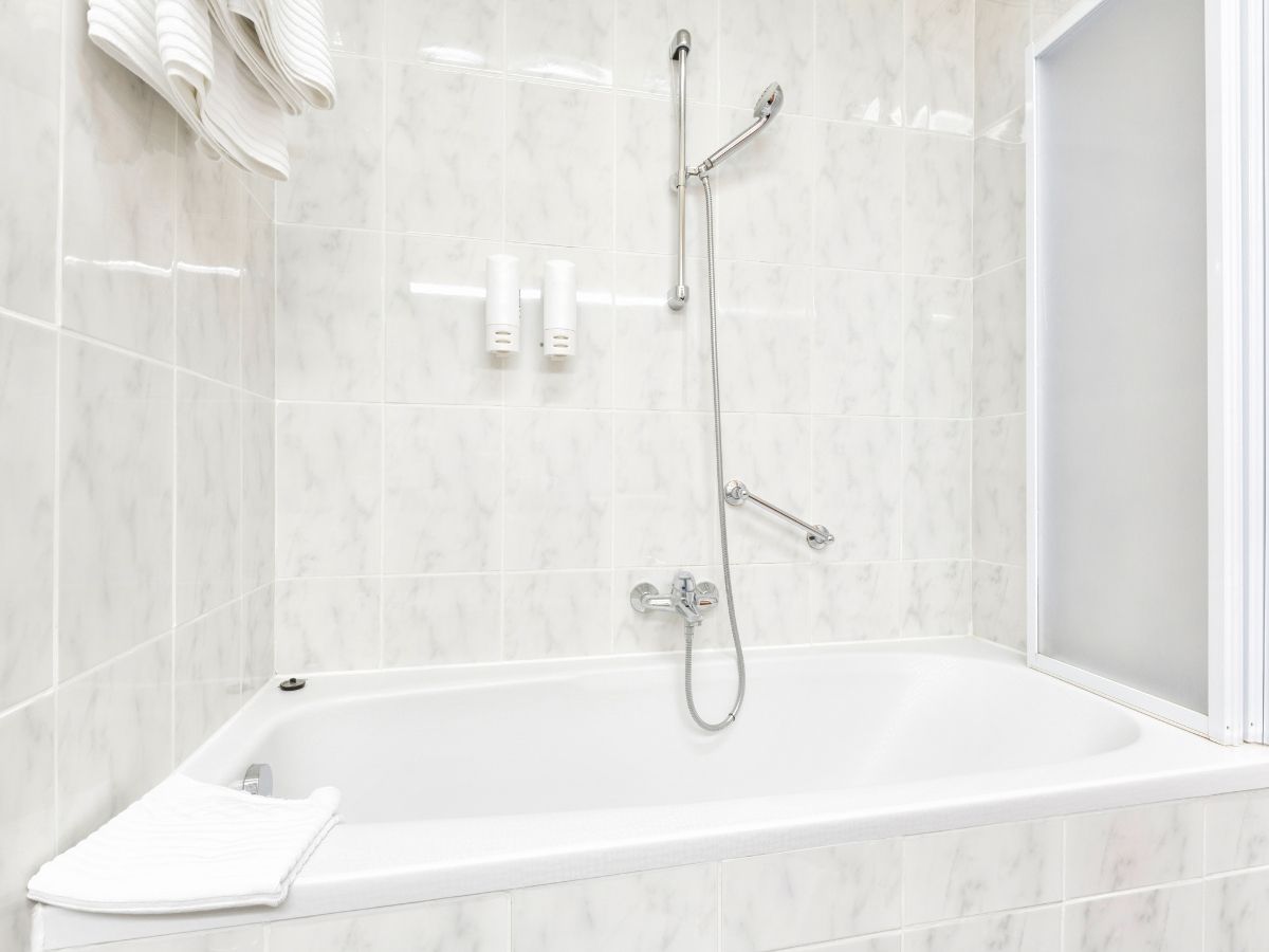 Shower & Bath